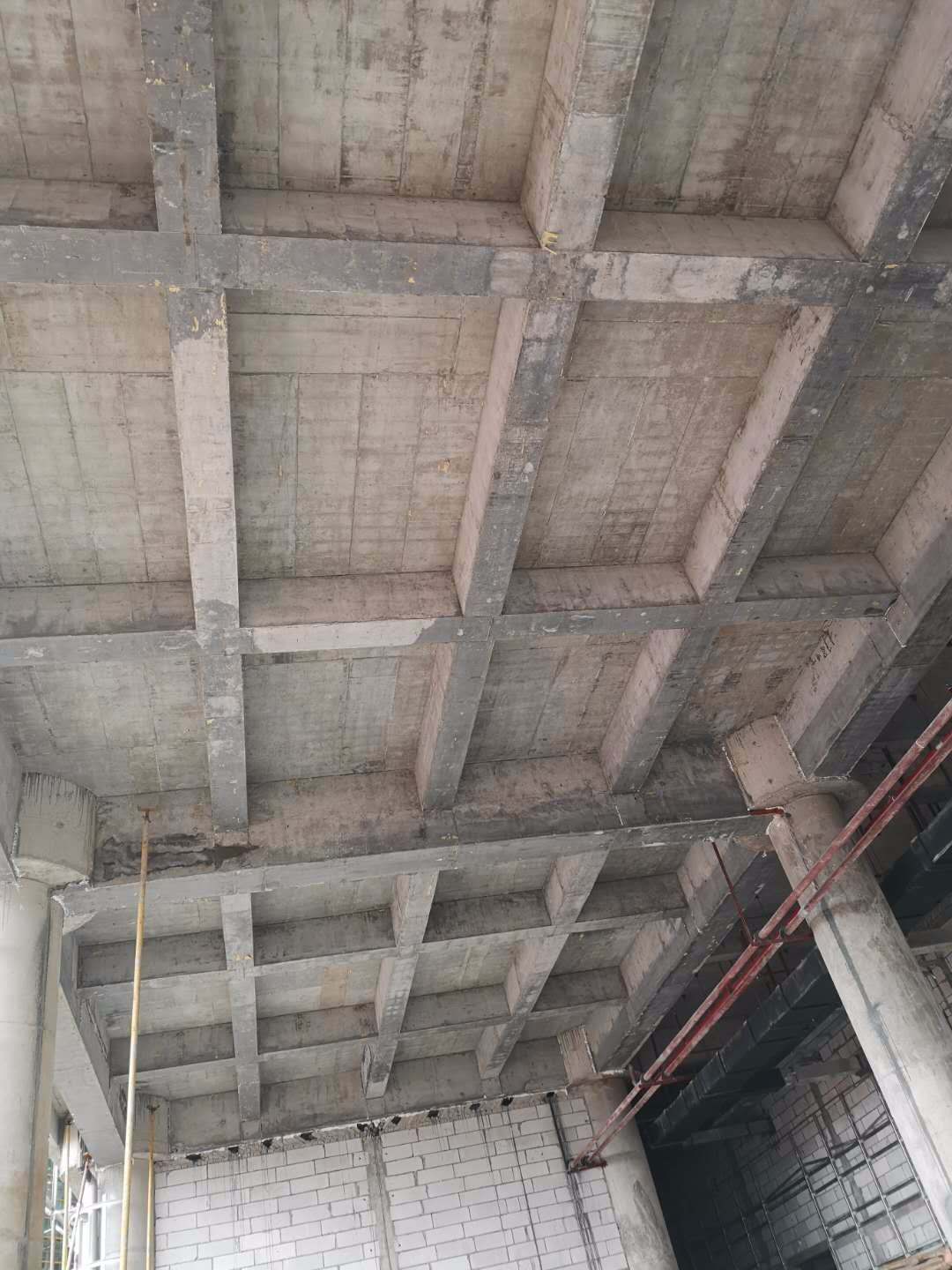 贛州黃金機(jī)場T2航站樓改擴(kuò)建加固工程
